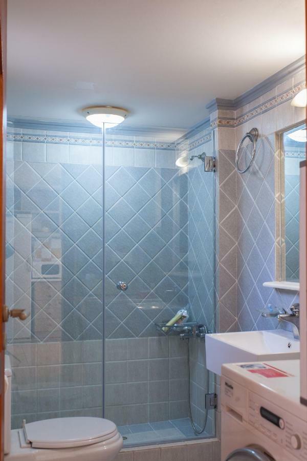 Evelia Apartment Γαλατάς Εξωτερικό φωτογραφία