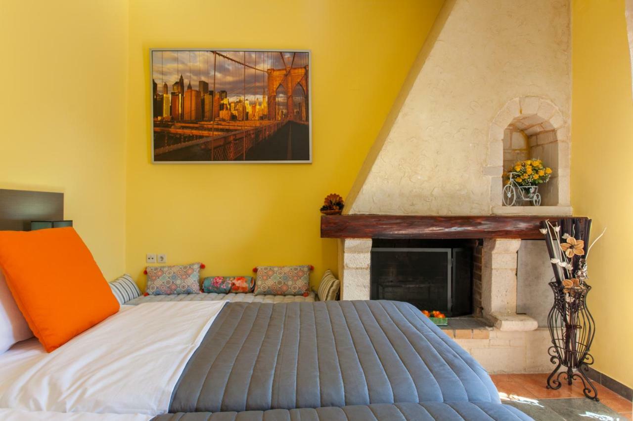 Evelia Apartment Γαλατάς Εξωτερικό φωτογραφία