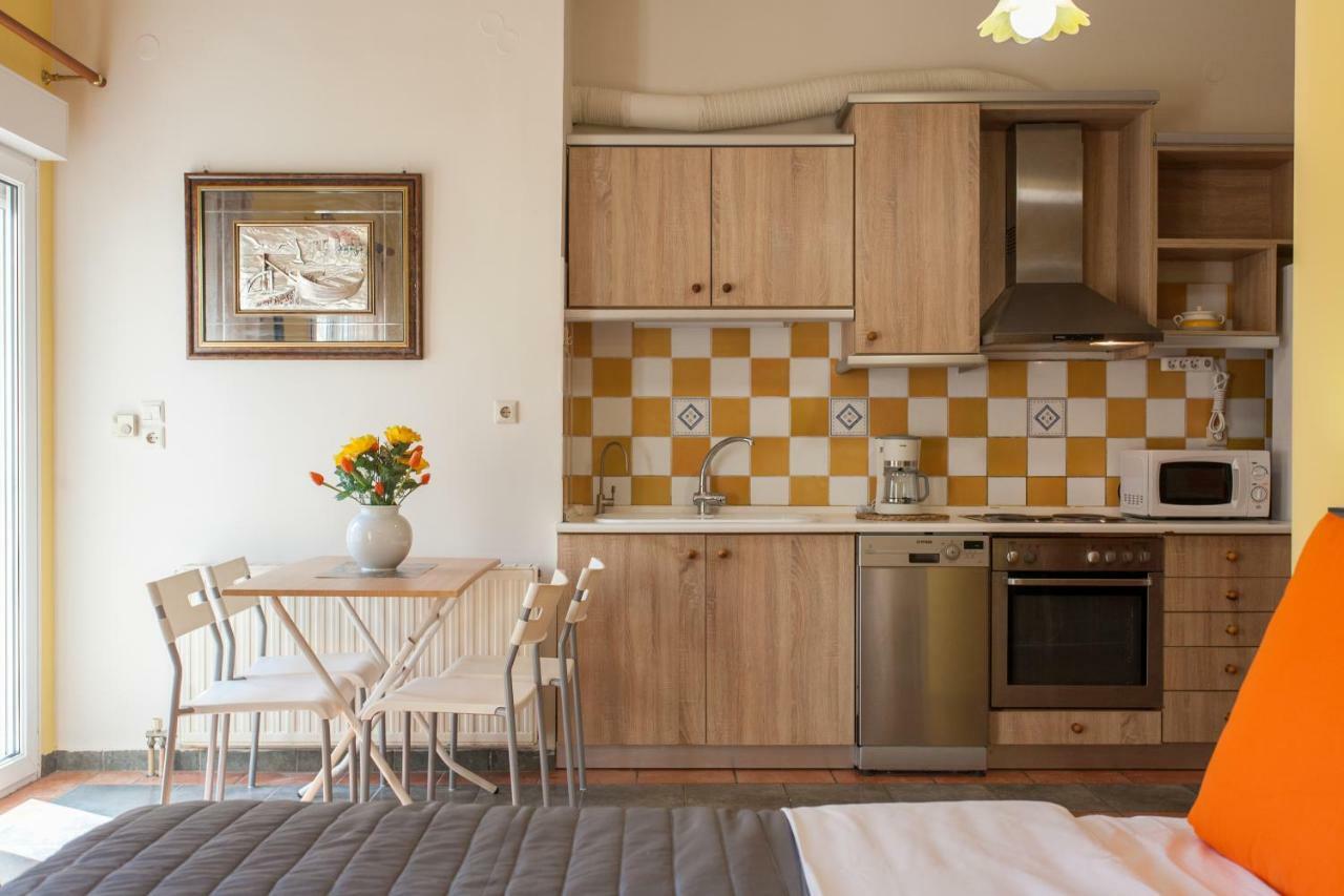 Evelia Apartment Γαλατάς Εξωτερικό φωτογραφία